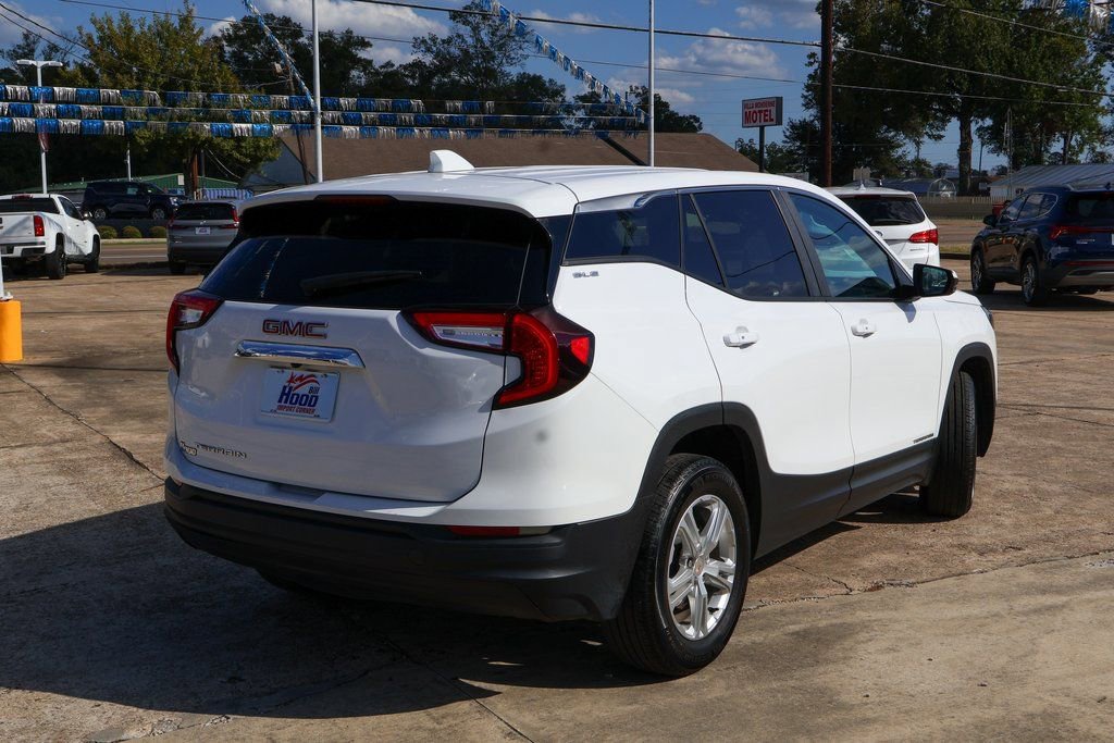 Used 2024 GMC Terrain SLE image 19