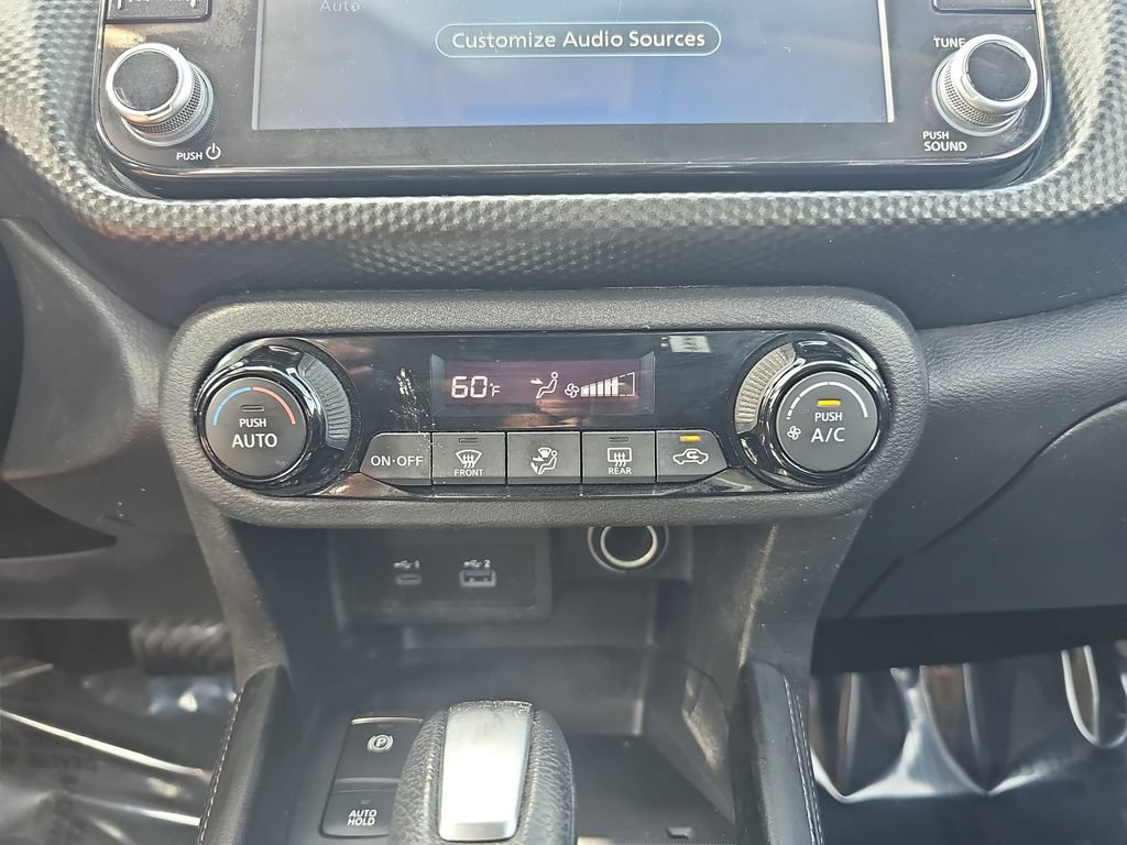 Used 2022 Nissan Kicks SV FWD image 22