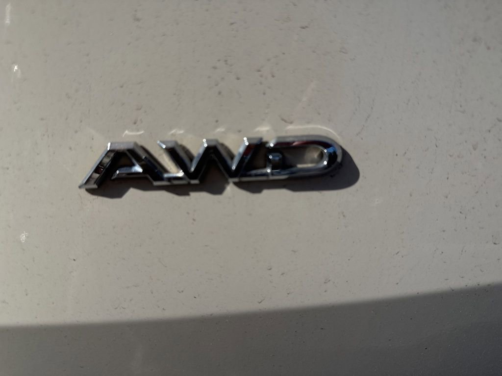 Used 2024 Toyota Grand Highlander Limited image 5