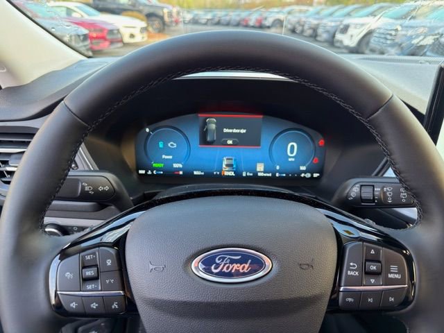 New 2026 Ford Escape SE w/ PHEV Premium Package image 4