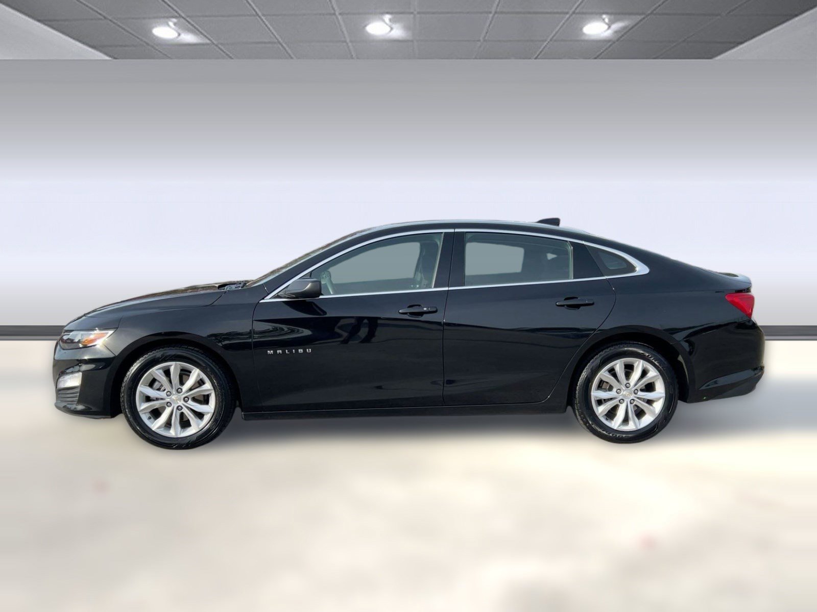 Certified 2024 Chevrolet Malibu LT image 2