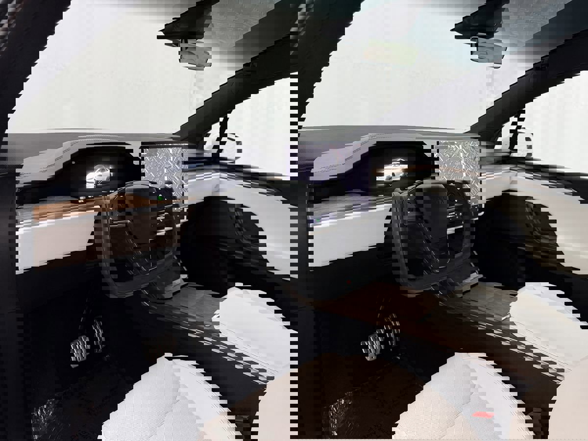 Used 2022 Tesla Model X image 10