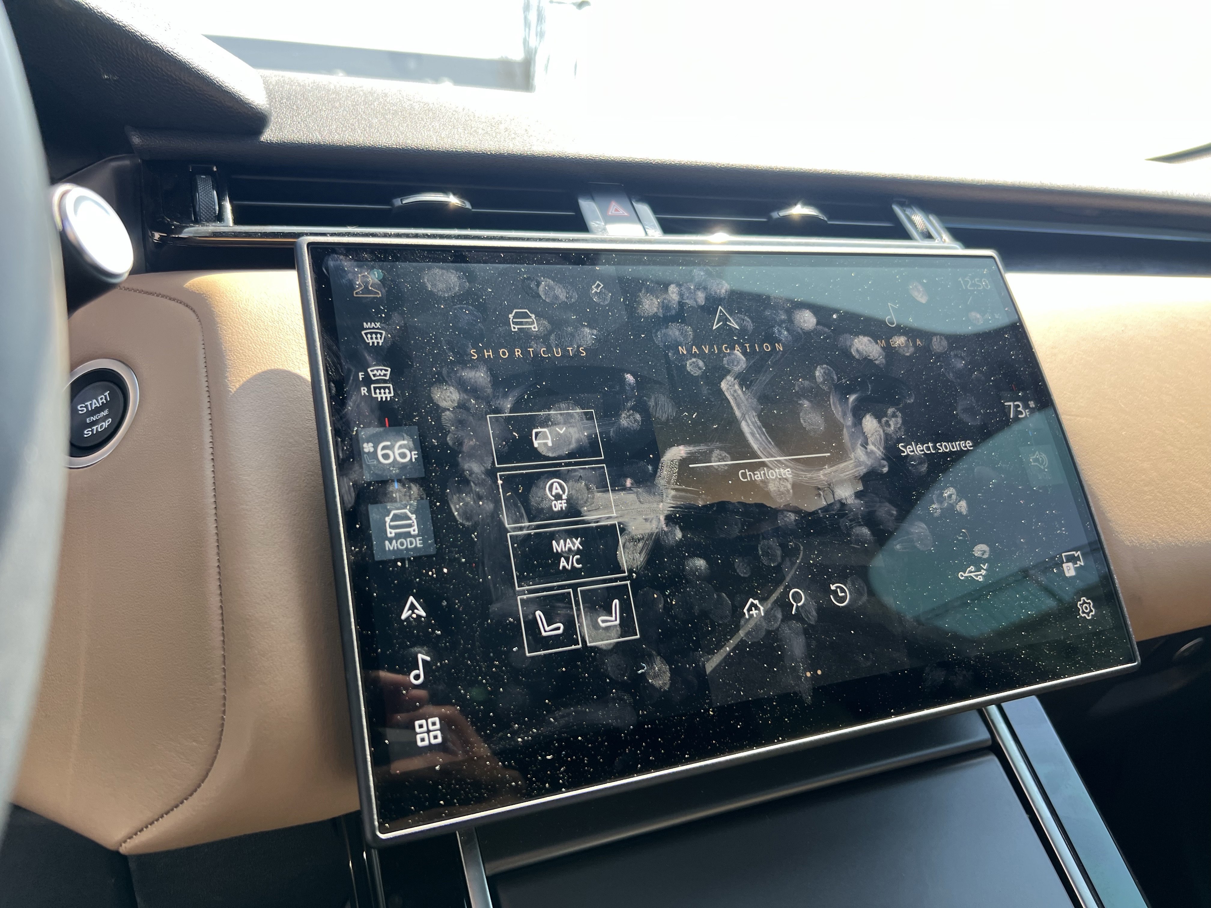 Certified 2025 Land Rover Range Rover Velar Dynamic HSE AWD/4WD image 24