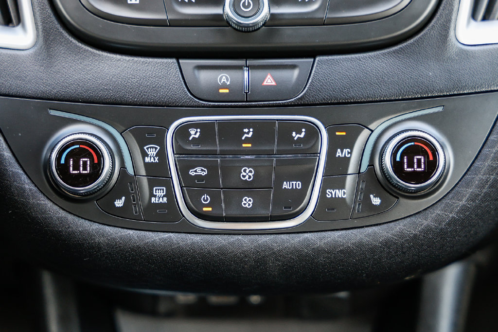 Used 2025 Chevrolet Malibu LT FWD image 20