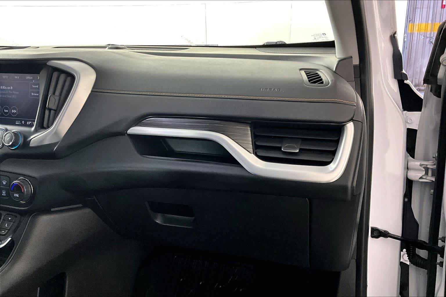 Certified 2021 GMC Terrain SLT w/ LPO, Floor Liner Package image 18