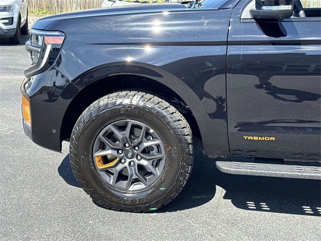 New 2025 Ford Expedition Tremor image 9