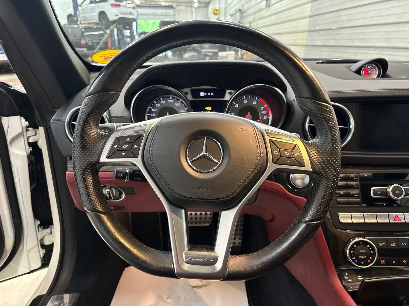 Used 2014 Mercedes-Benz SL 550 image 20
