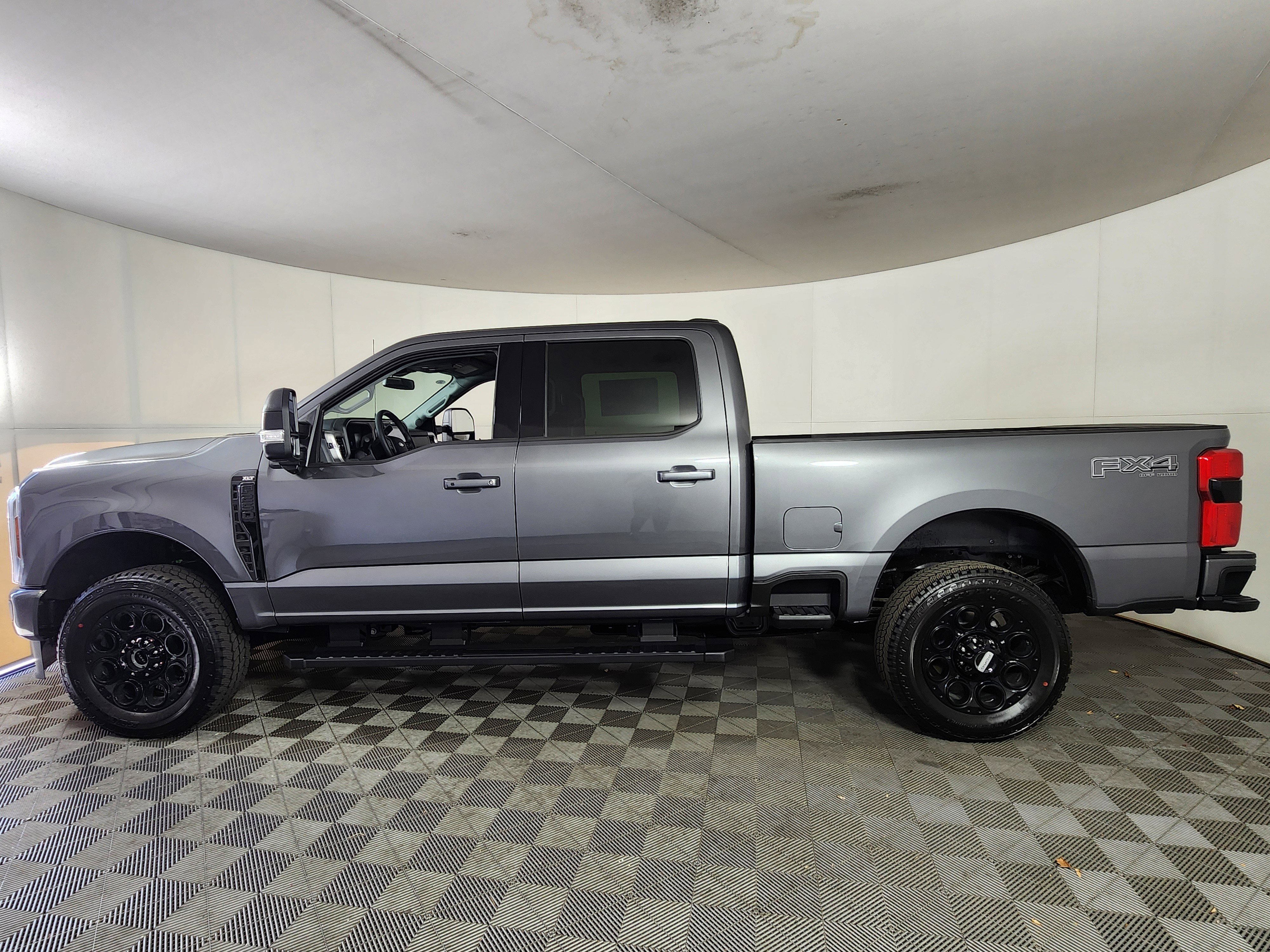 New 2026 Ford F250 XLT image 4