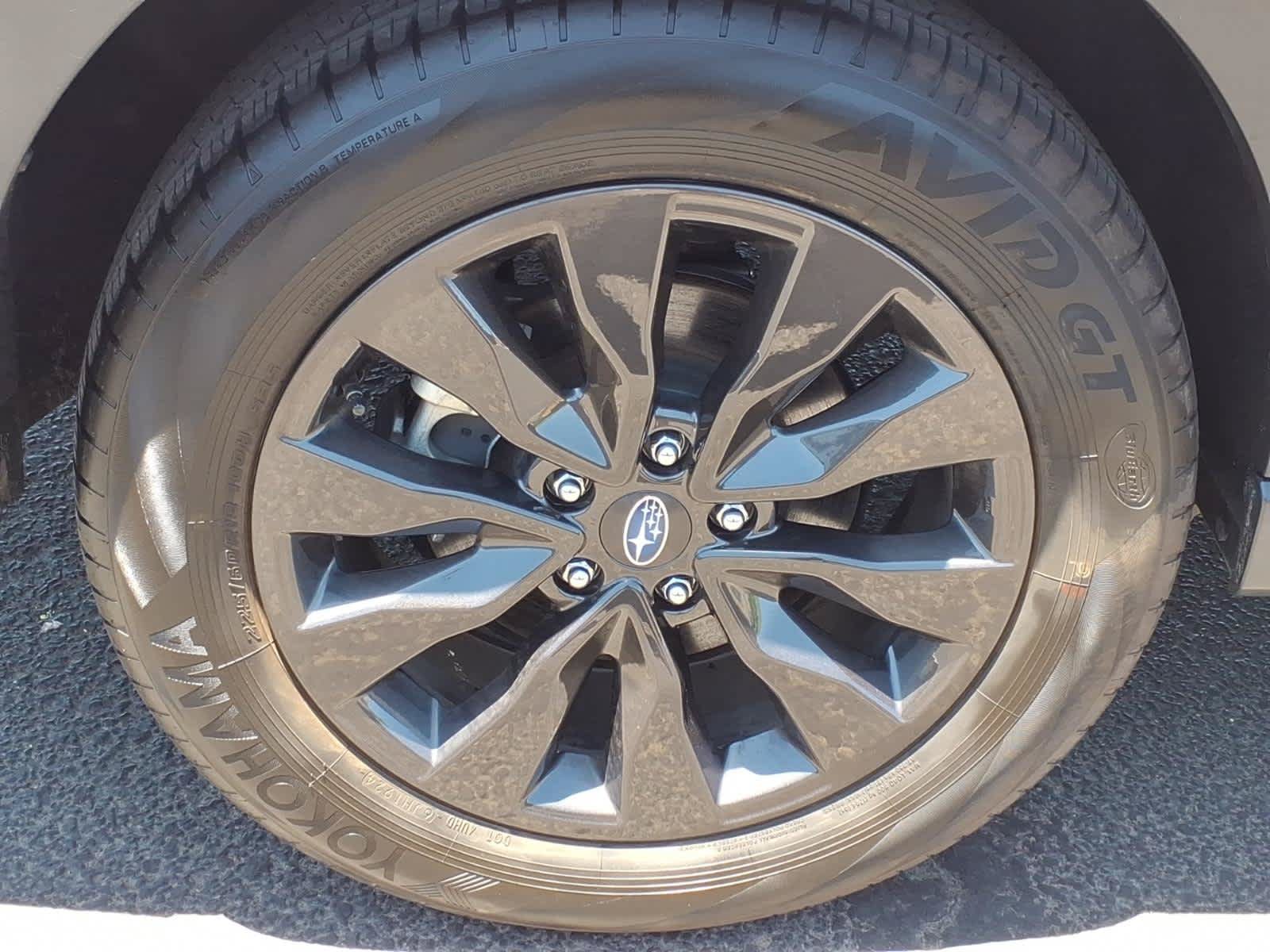 Certified 2025 Subaru Outback Onyx Edition AWD/4WD image 10