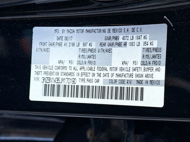 Used 2018 MAZDA MAZDA3 Grand Touring image 33