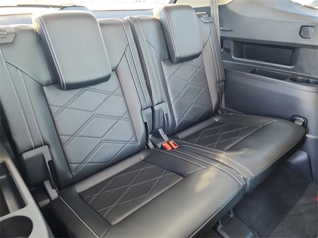 Certified 2024 Volkswagen Atlas SE image 18