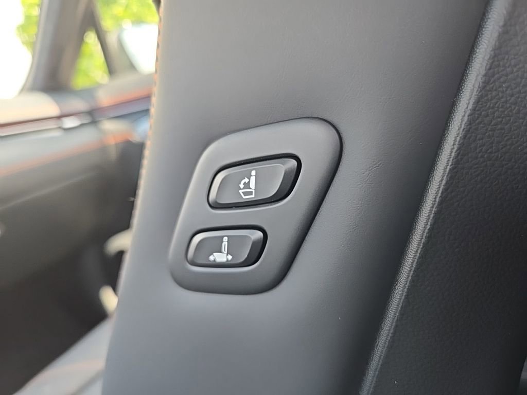 New 2026 Genesis GV70 3.5T Sport Prestige image 30