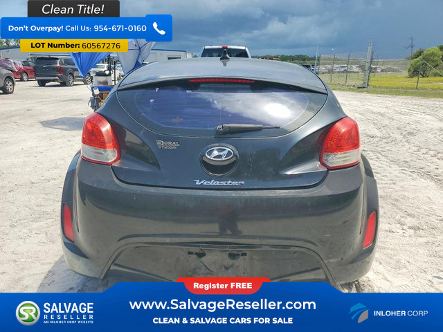 Used 2013 Hyundai Veloster w/ Style Pkg FWD image 8