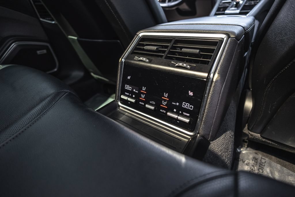 Used 2021 Porsche Panamera 4S w/ Premium Package AWD/4WD image 28