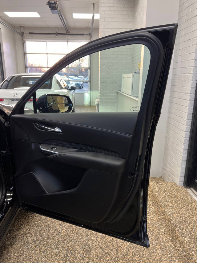 Used 2024 Cadillac XT4 Sport image 15