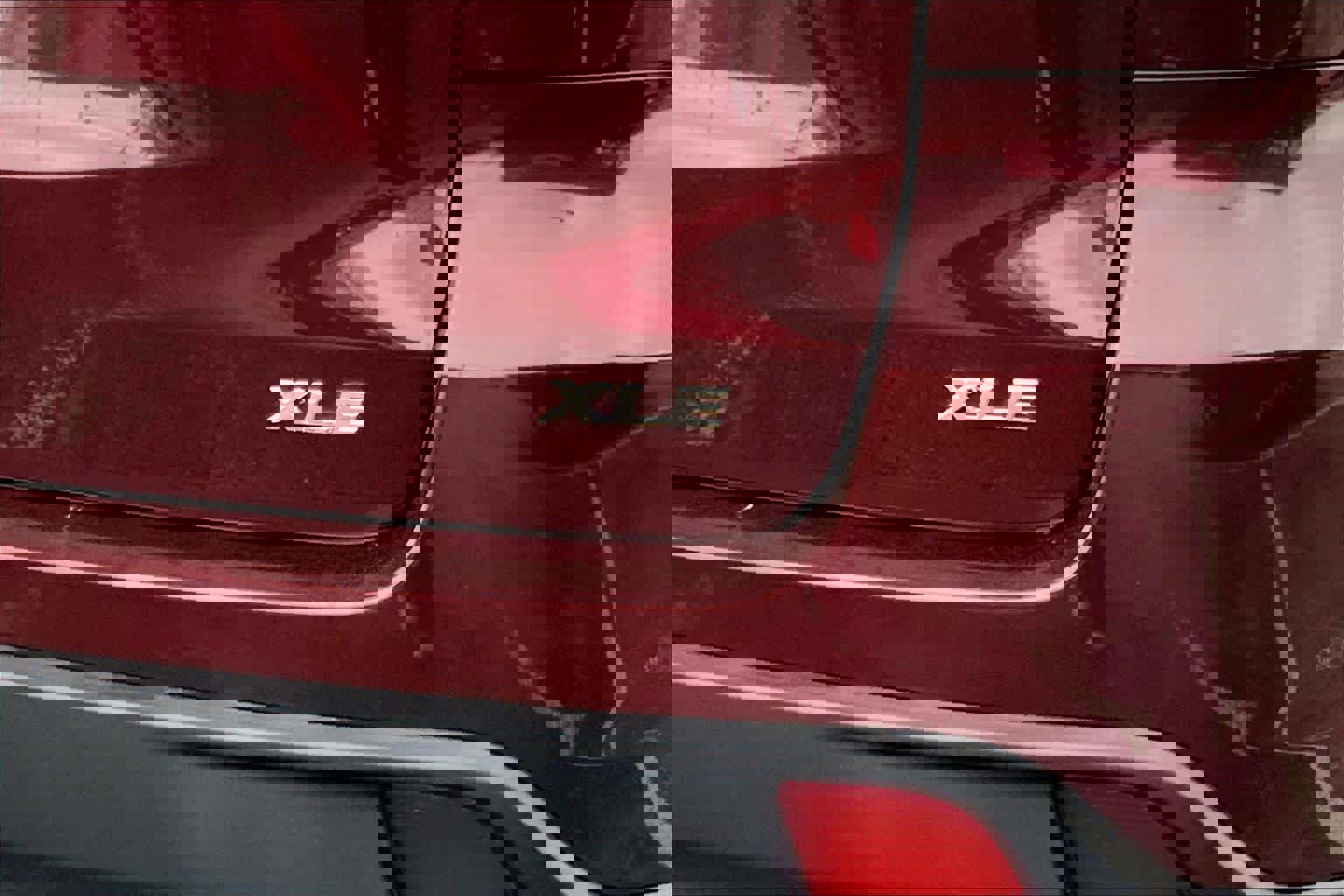 Used 2019 Toyota Highlander XLE image 27