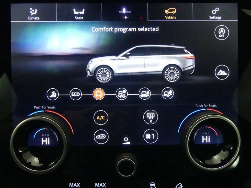 Used 2018 Land Rover Range Rover Velar R-Dynamic SE image 18