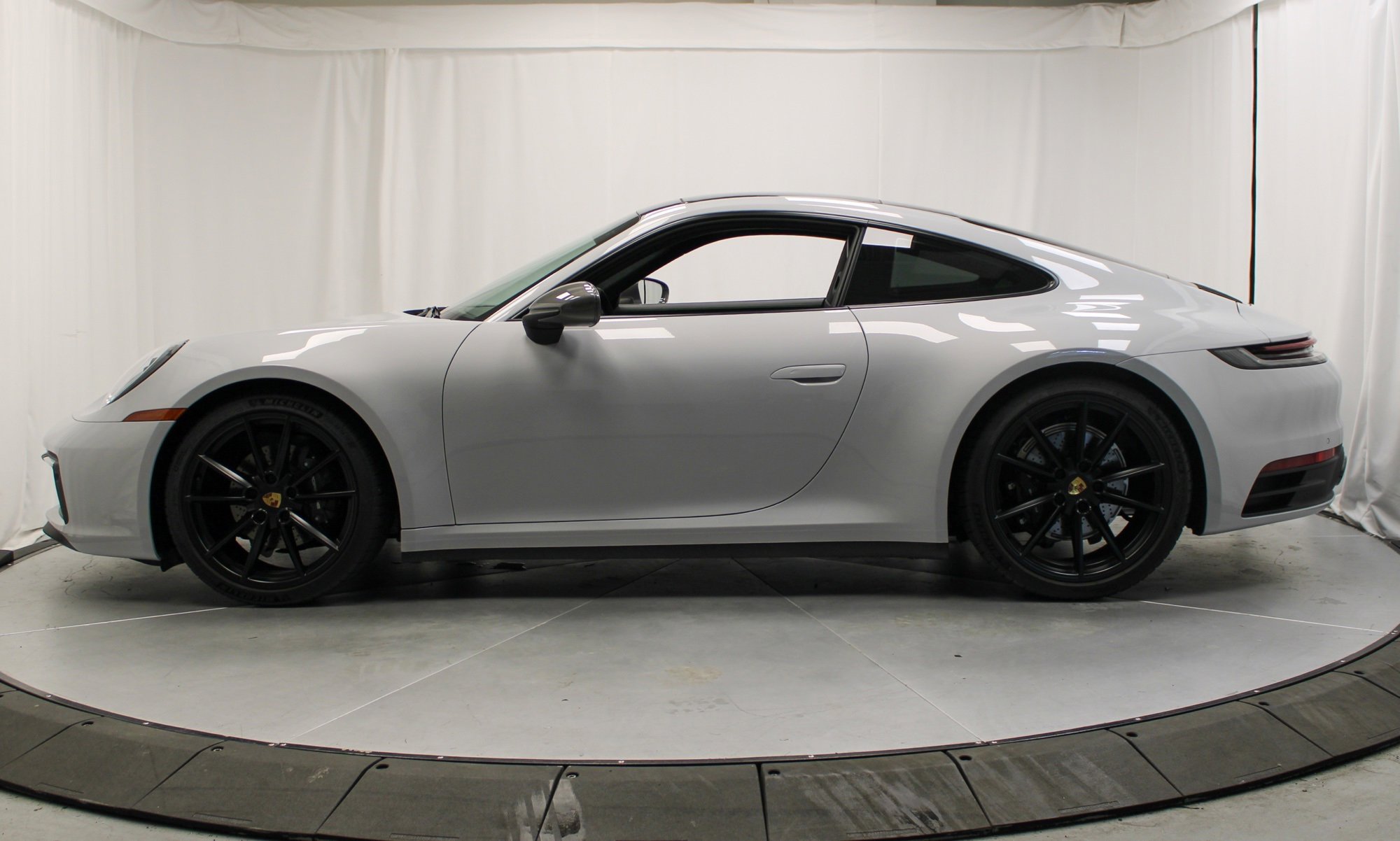 Certified 2024 Porsche 911 Carrera T image 2