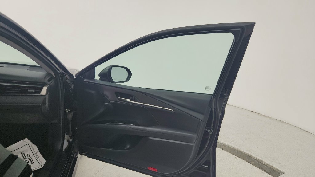 Used 2025 Toyota Camry LE FWD image 20