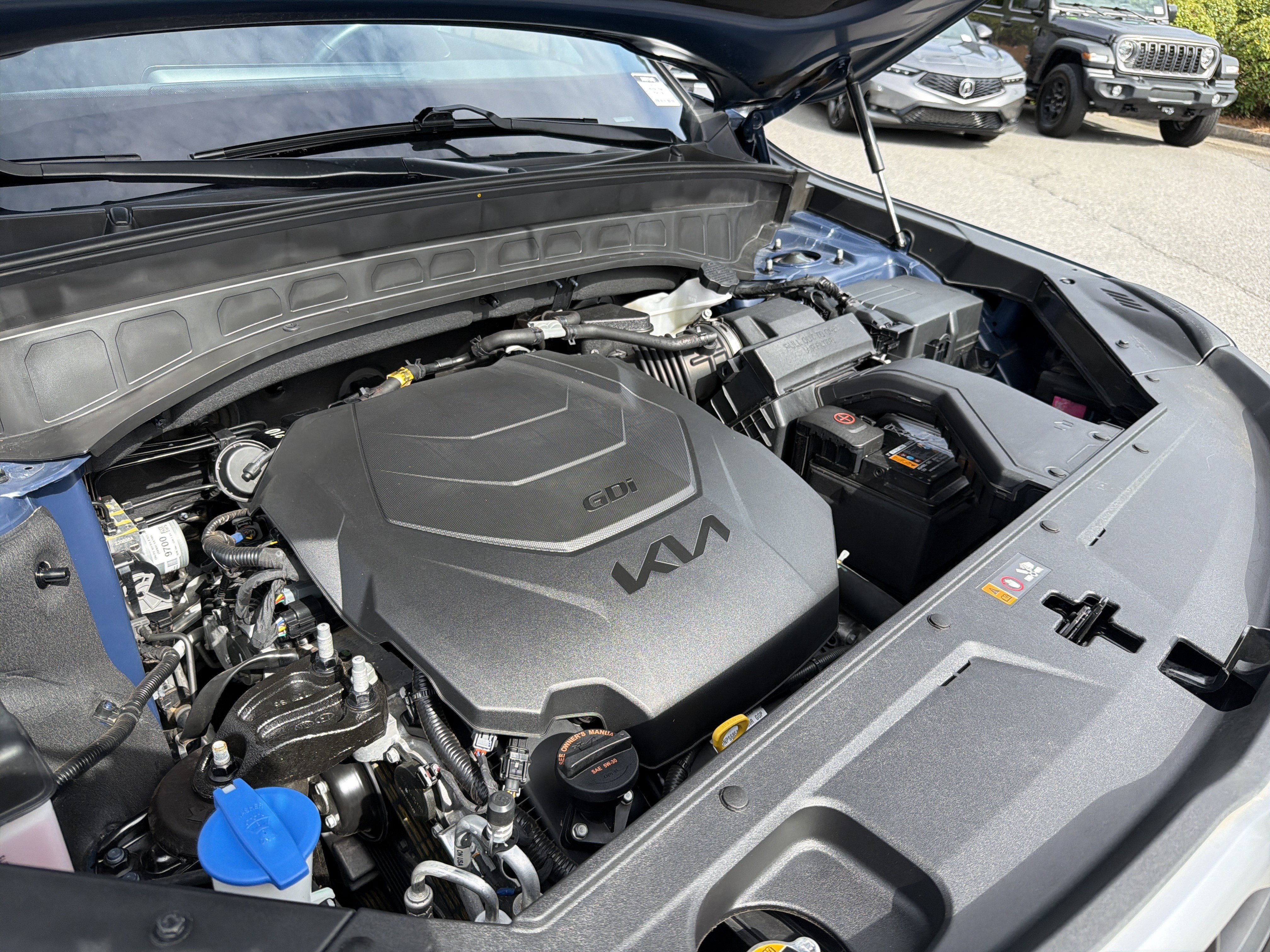 Used 2024 Kia Telluride SX w/ Towing Package FWD image 22