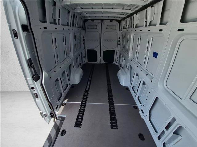 Used 2026 Mercedes-Benz Sprinter 2500 image 18