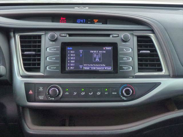 Certified 2017 Toyota Highlander LE FWD image 18
