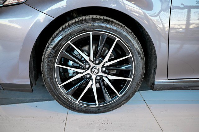 Used 2024 Toyota Camry SE FWD image 43