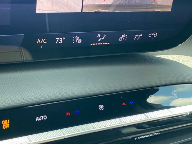 Certified 2026 Buick Enclave Preferred AWD/4WD image 13