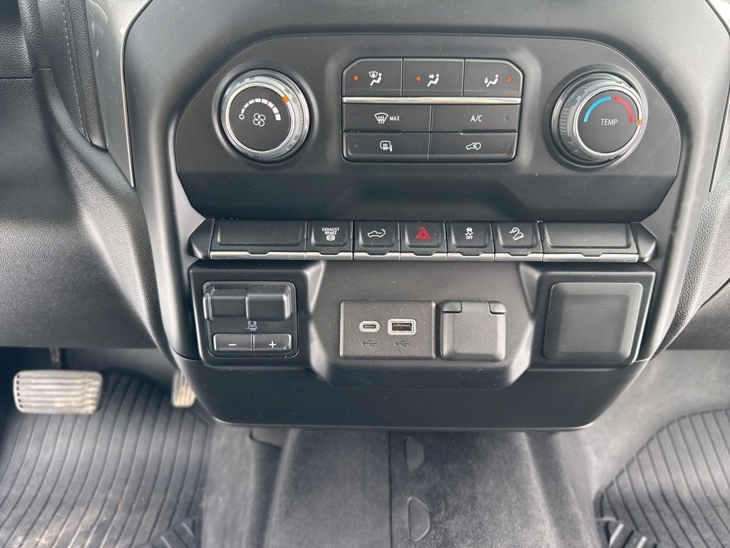 Used 2022 Chevrolet Silverado 3500 LT image 16