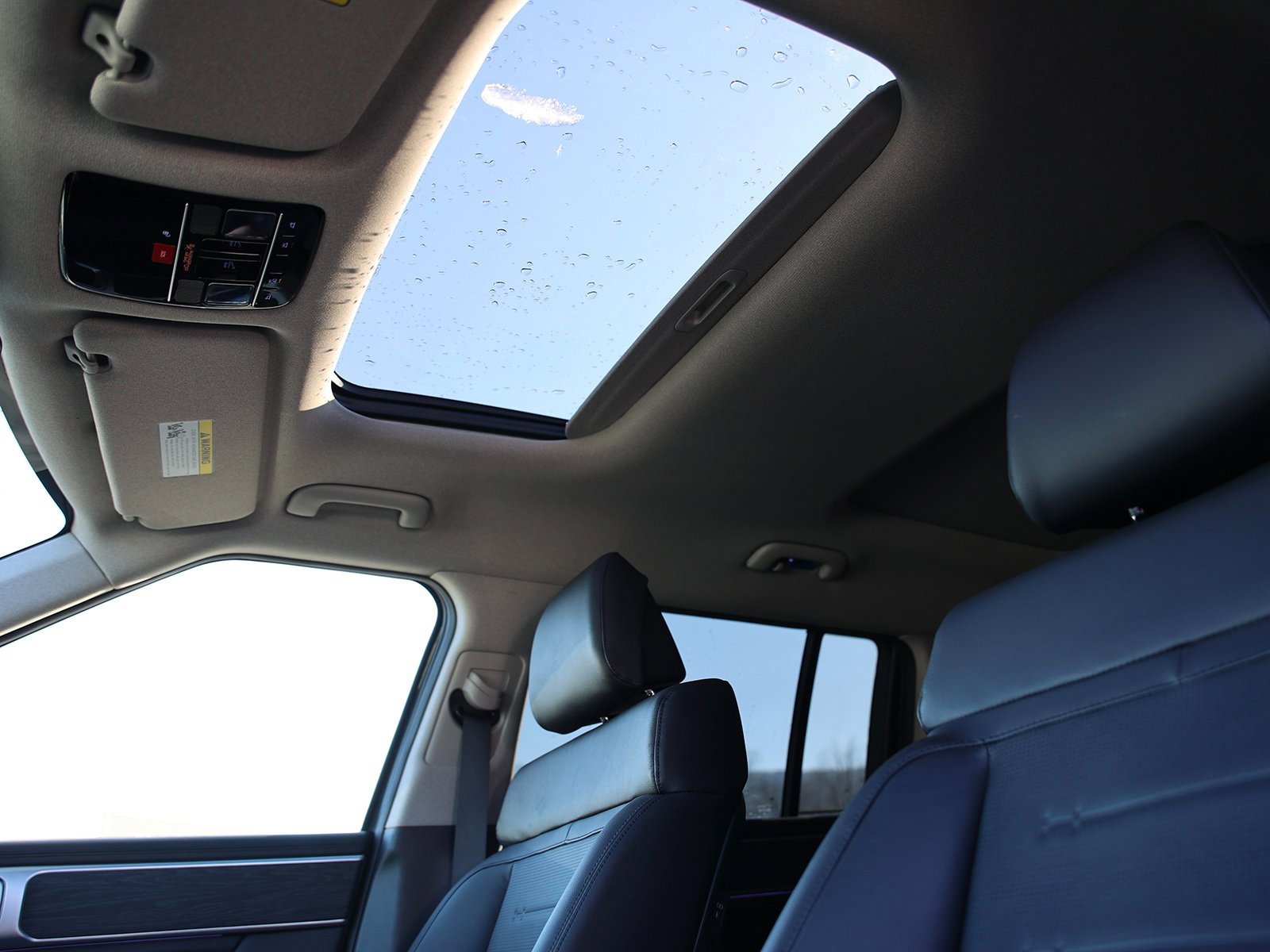 Certified 2025 Hyundai Santa Fe Limited image 23