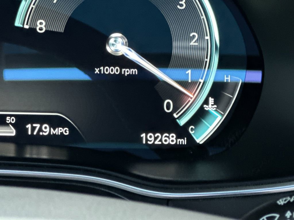 Used 2024 Genesis GV80 3.5T w/ Prestige Package image 29