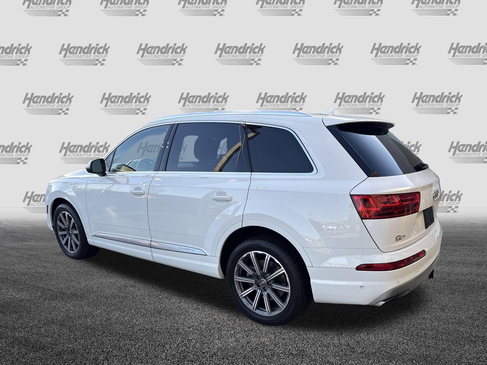 Used 2019 Audi Q7 3.0T Prestige image 8
