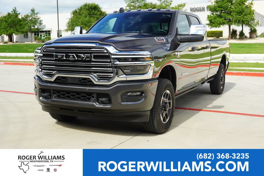 Used 2025 RAM 2500 Laramie AWD/4WD image 1