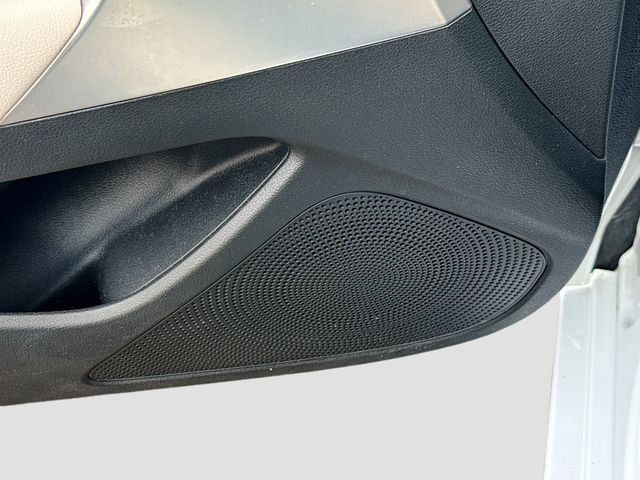 Used 2022 Genesis G70 2.0T image 18