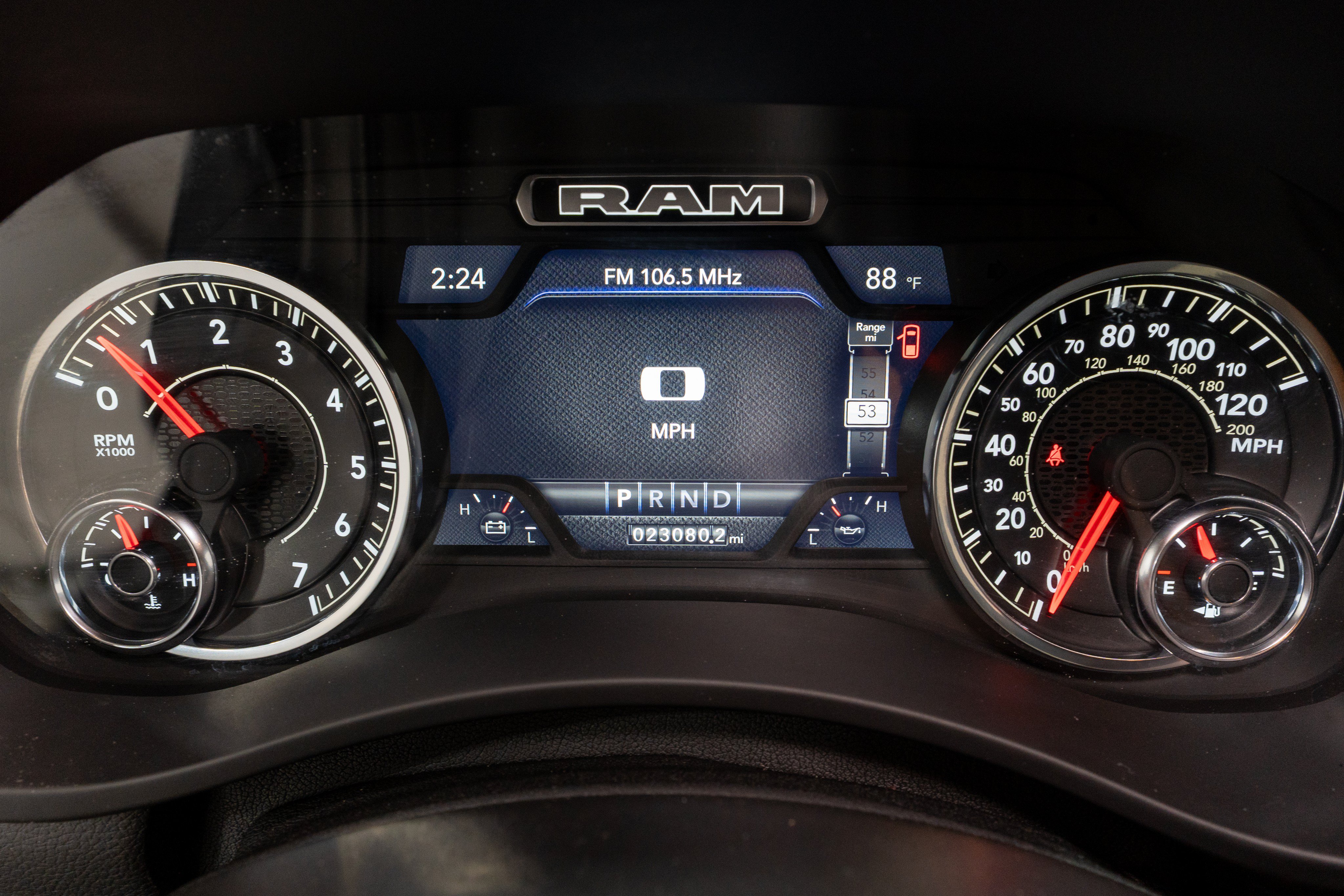 Used 2024 RAM 2500 Big Horn w/ Night Edition AWD/4WD image 23