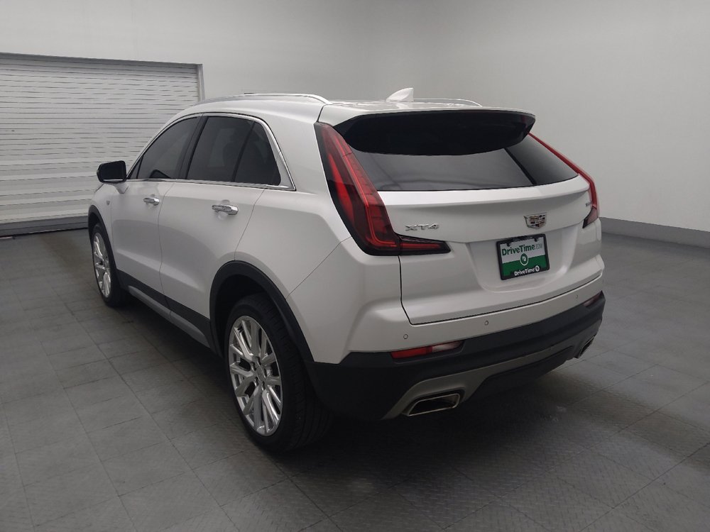 Used 2021 Cadillac XT4 Premium Luxury w/ Cold Weather Package FWD image 5
