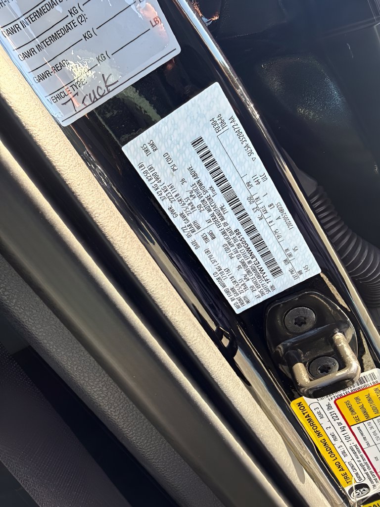 Used 2022 Ford F150 Lightning Pro AWD/4WD image 35