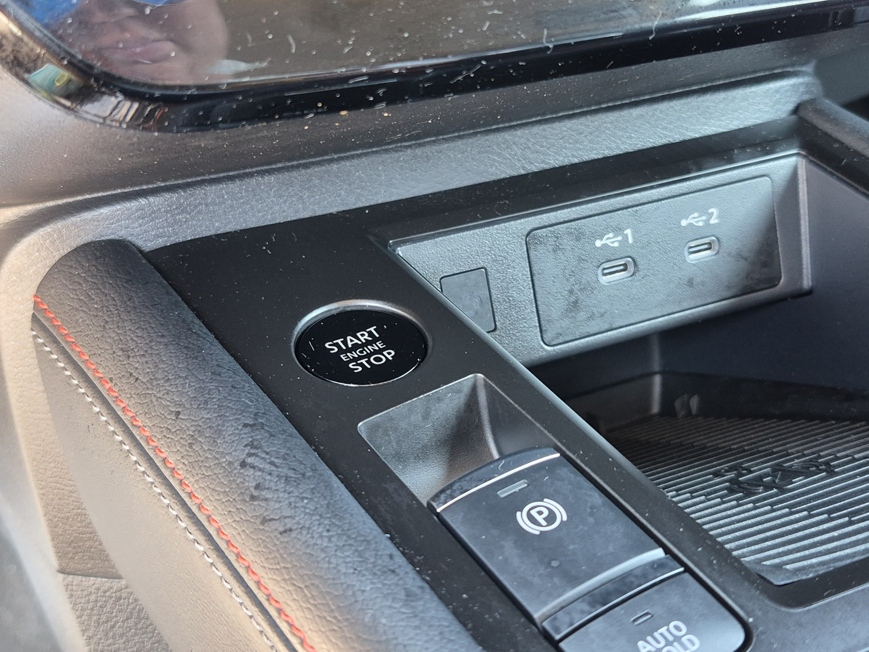 Certified 2025 Nissan Kicks SR FWD image 27