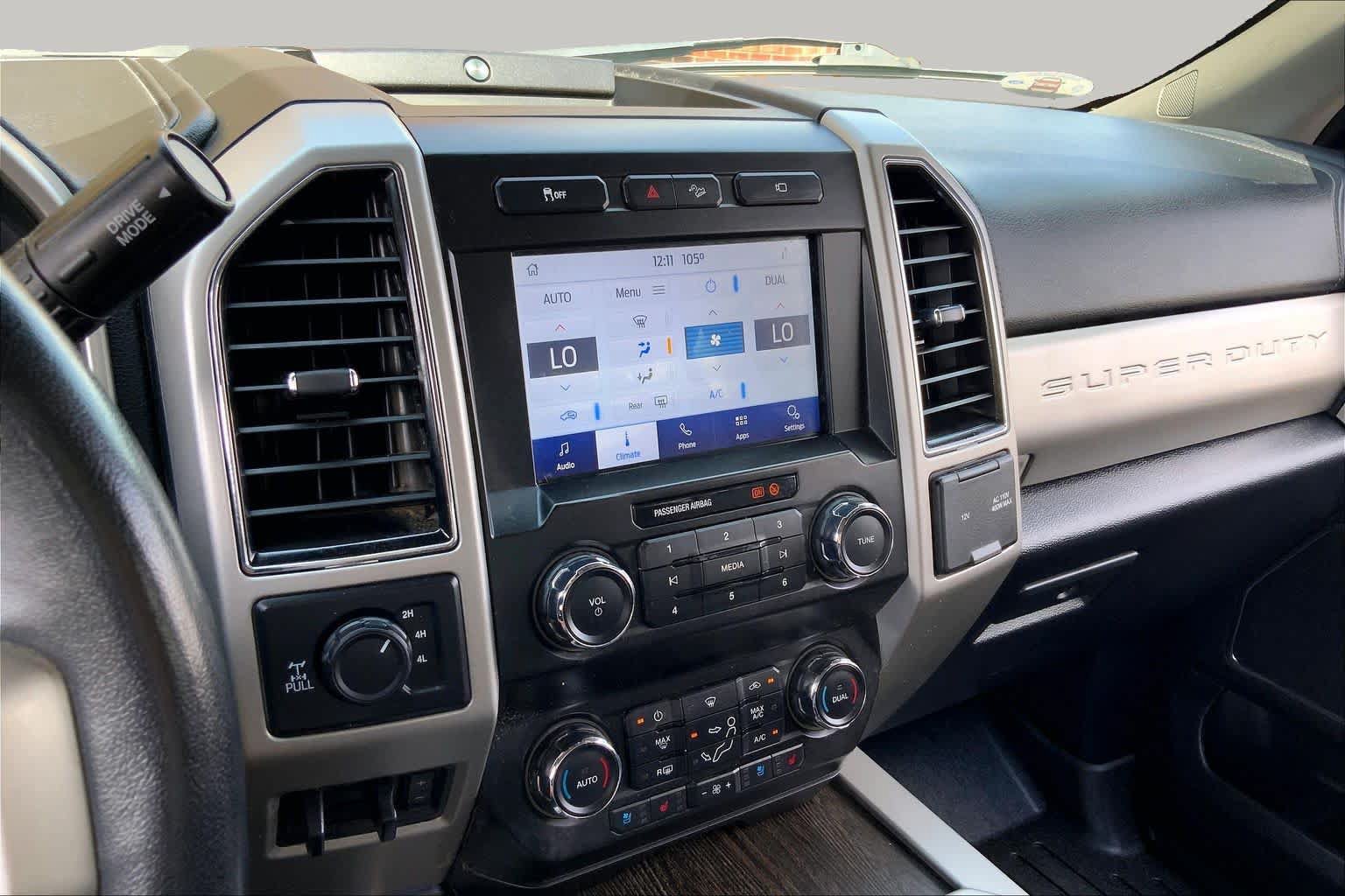 Used 2021 Ford F250 Lariat w/ Lariat Value Package AWD/4WD image 7