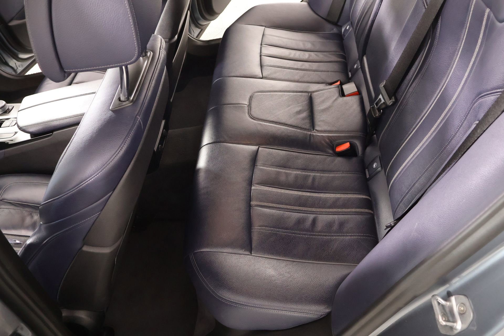 Used 2019 BMW M550i xDrive image 13