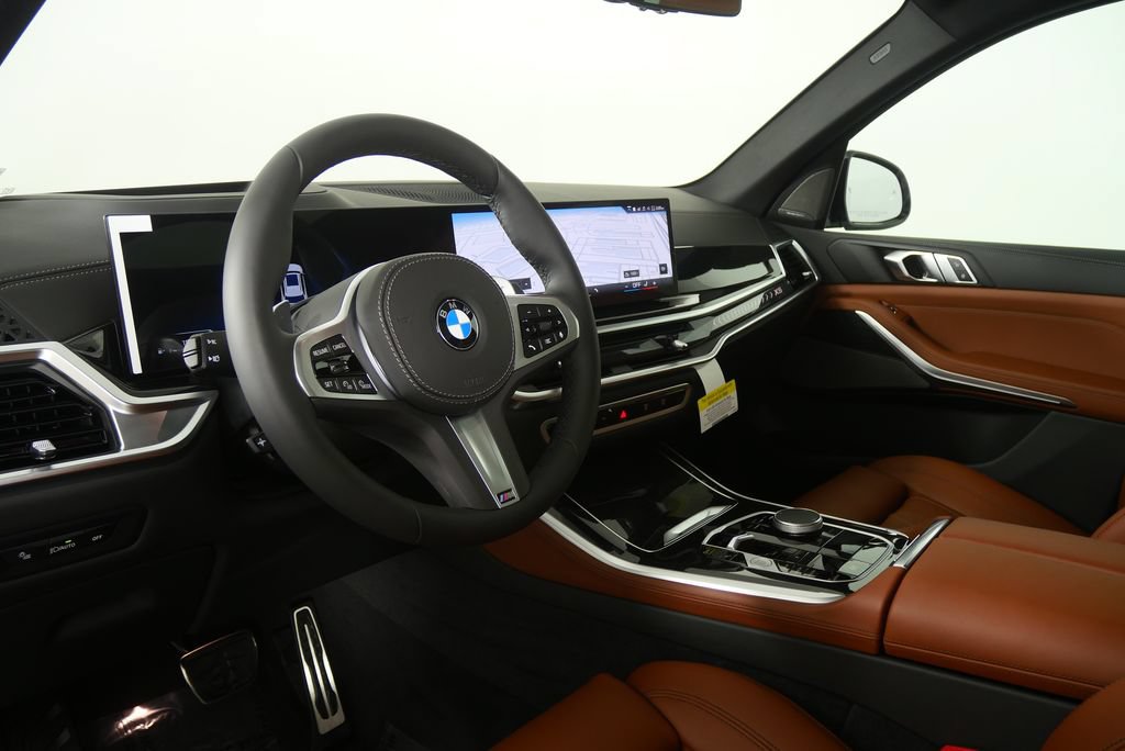 Used 2026 BMW X5 sDrive40i w/ M Sport Package RWD image 13