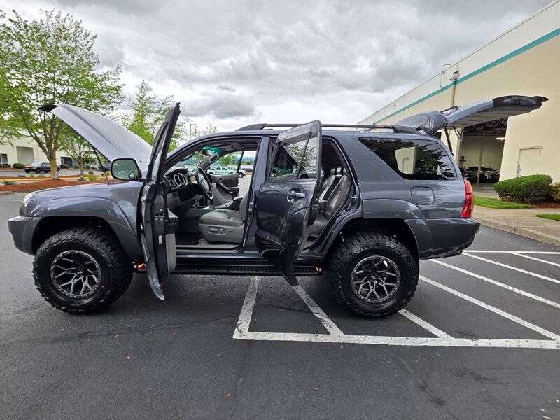 Used 2005 Toyota 4Runner Limited AWD/4WD image 23