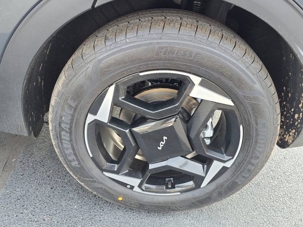 New 2026 Kia Sportage EX image 12