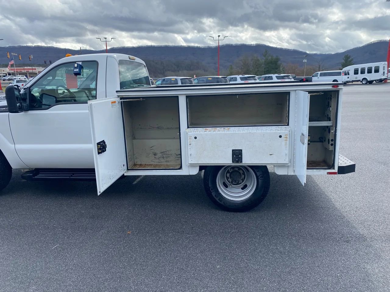 Used 2015 Ford F350 XL RWD image 20