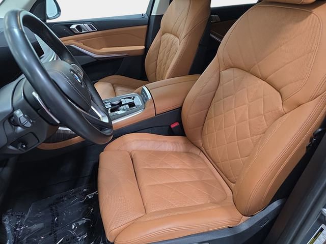 Used 2023 BMW X7 xDrive40i w/ Premium Package AWD/4WD image 13