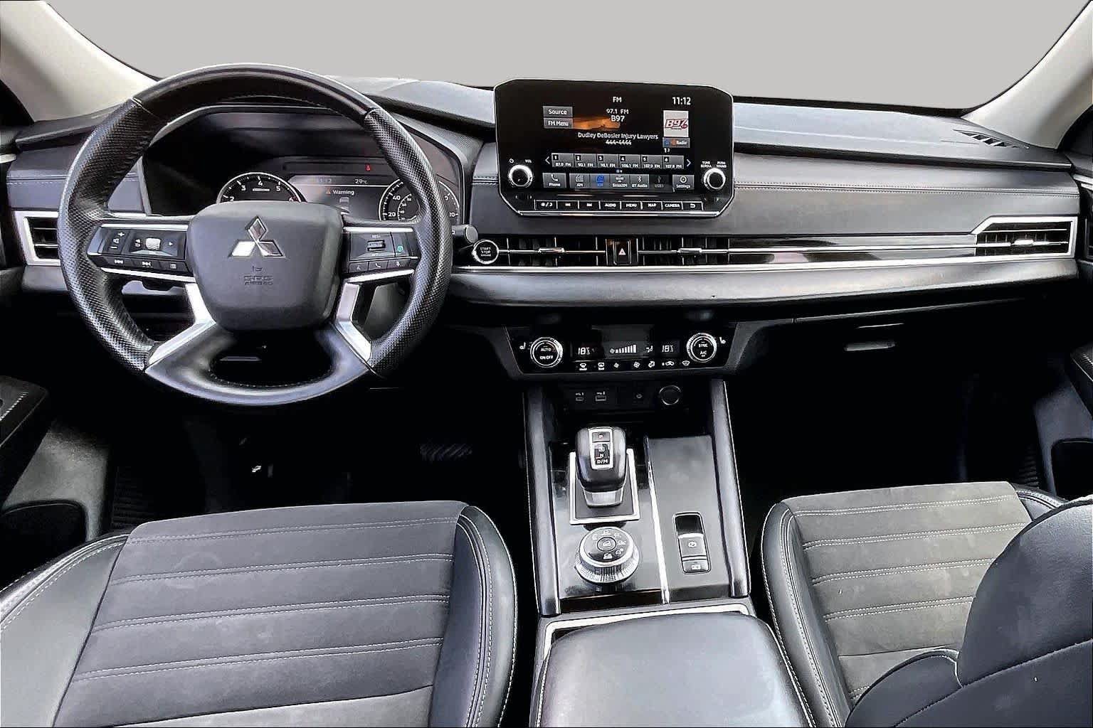 Used 2024 Mitsubishi Outlander SE AWD/4WD image 12