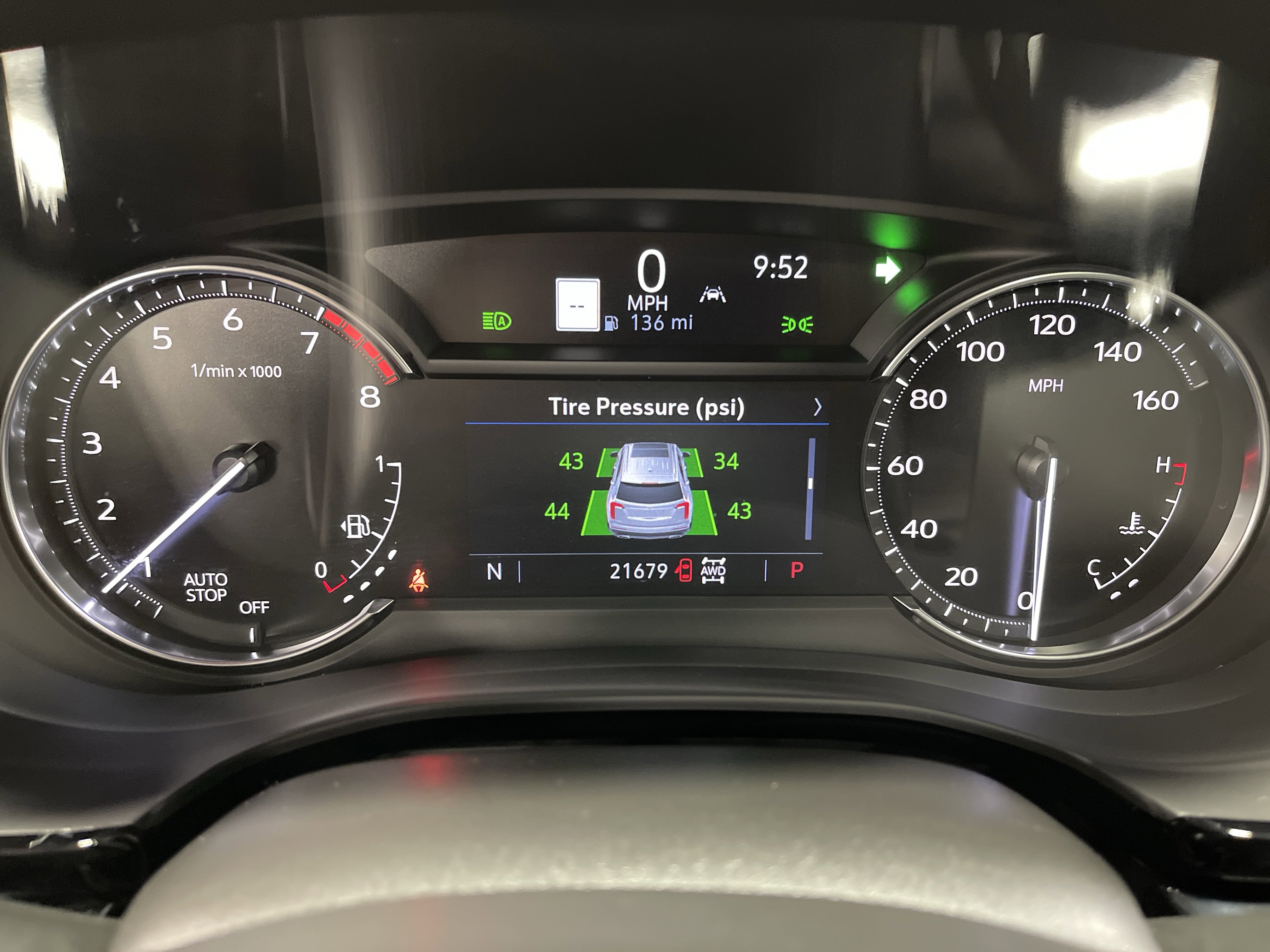 Used 2025 Cadillac XT6 Premium Luxury image 23