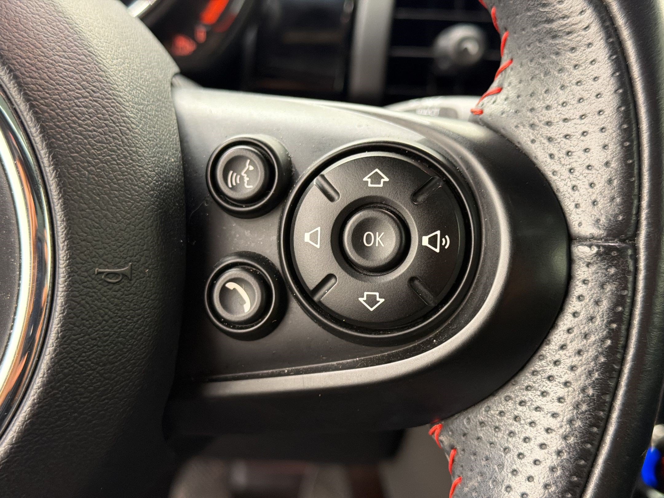 Used 2021 MINI Cooper S FWD image 17