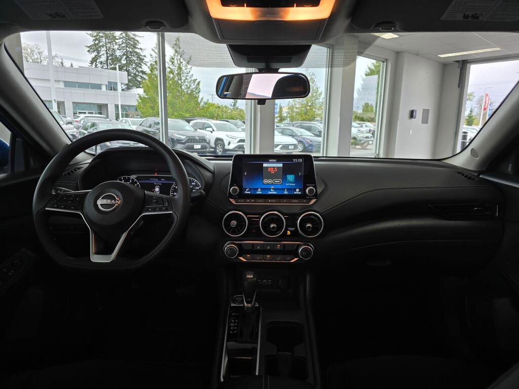 Used 2024 Nissan Sentra SV FWD image 33