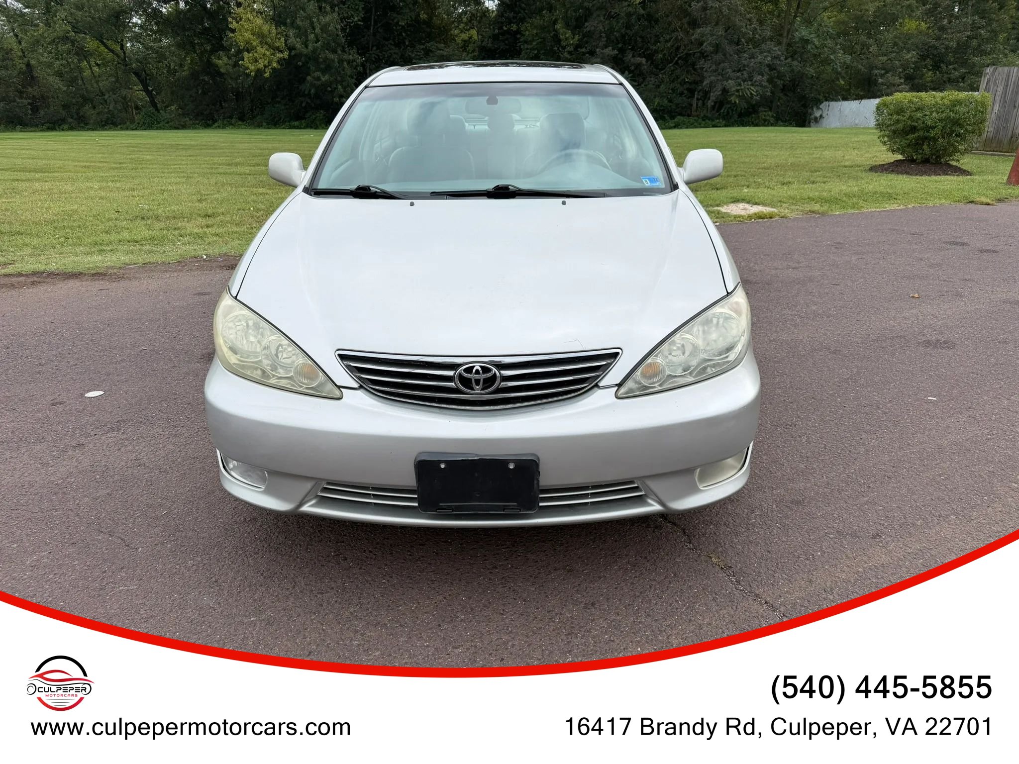 Used 2005 Toyota Camry XLE FWD image 1